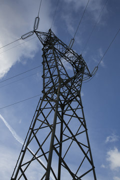Electricity pylon