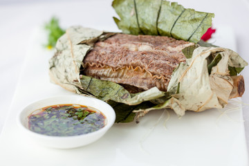 beef ribs and lotus leaf