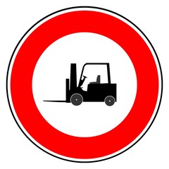 Monte-charges dans un panneau