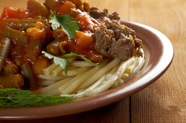  pasta with beef  tomato sauce