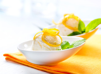 Fototapeta na wymiar Ice Cream. Homemade Lemon Icecream Dessert