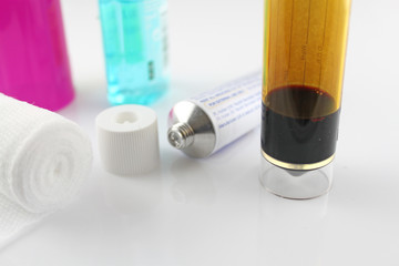 verschieden medizin mit jod