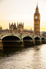 Fototapeta na wymiar Big Ben Clock Tower i Parlament w City of Westminster,