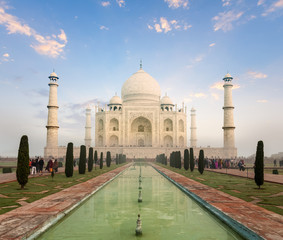 Obraz premium Taj Mahal on sunrise sunset, Agra, India
