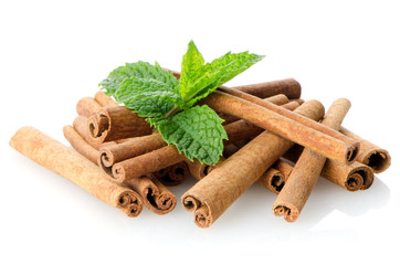 Cinnamon sticks