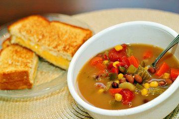 Bowl of vegetable soup - 51401590