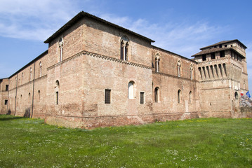 Fototapeta na wymiar Visconti Castle, Pandy (Włochy, Lombardia)