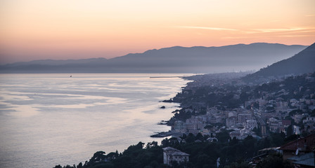 Genova al tramonto