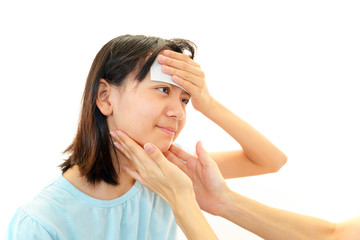 Fototapeta premium 診察を受ける女の子