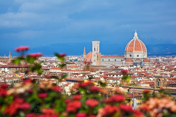 Fototapeta na wymiar Widok na miasto Florencja, Włochy