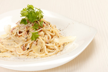 spaghetti carbonara