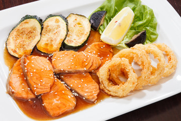 salmon with vegetables