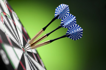 darts arrows