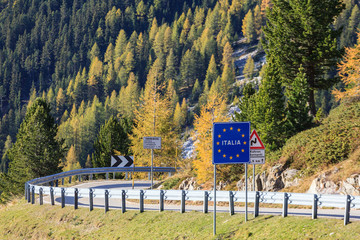 Italy land border