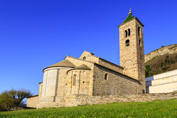 Fototapeta na wymiar church of Sant Vicent de Malla