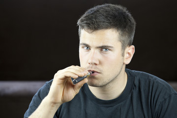 cigarette &eacute;lectronique