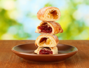 Fresh bagels with strawberry and pears