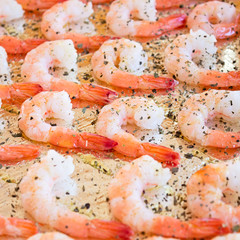 Cooked Shrimp with Herbs