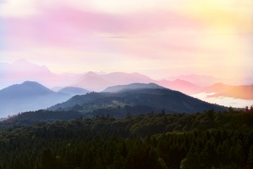 Plakaty  Zachód słońca w górach