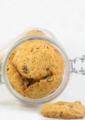 Raisin cookies in jars