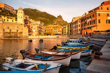 Gordijnen Vernazza, Cinque Terre, Italy © Pixelshop
