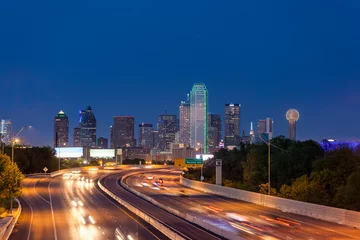 Fotobehang Dallas downtown skyline at night, Texas © kanonsky