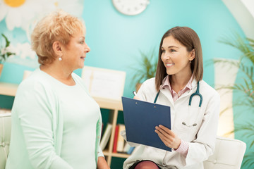 Homeopathist and Her Patient
