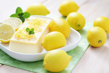 lemon semifreddo