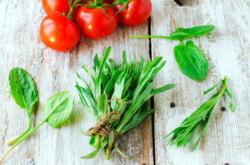 Fresh tarragon, spinach and spices