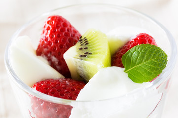 イチゴとキウイフルーツ