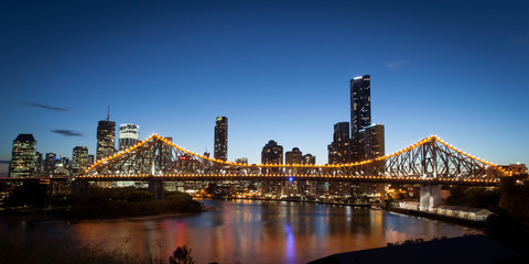 Fototapeta na wymiar Brisbane Skyline o zmierzchu