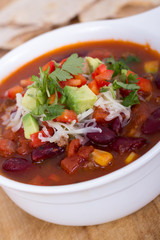 chili con carne bowl
