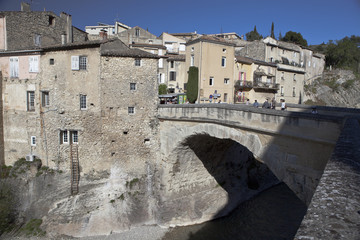 Vaison la Romaine : Pont romain sur l'Ouv&egrave;ze