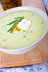 Grüne Suppe
