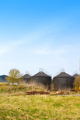 Fototapeta na wymiar agricultral machines and buildings in an english farm scene