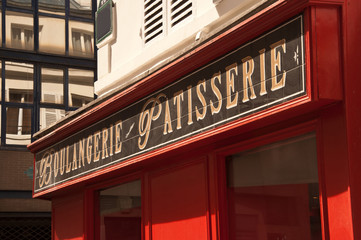 Fototapeta na wymiar tradycyjne ciasto Montmartre / Paris