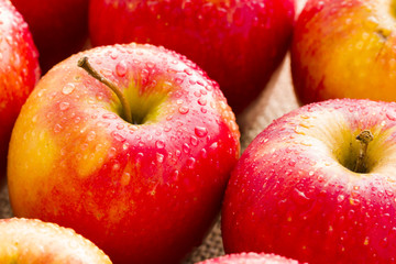Red apples