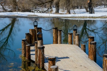 Obraz premium bridge on the pond