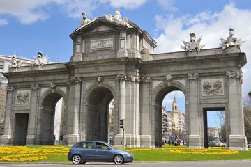 Obraz premium Puerta de Alcala, Madrid