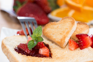 Fresh Toast with Jam (breakfast)