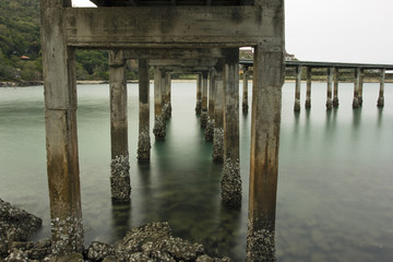 foundation pile of harbour bridge