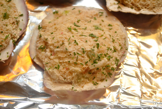 Cooking Raw Stuffed Scallop Shells