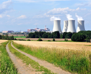 Fototapeta na wymiar Elektrowni jądrowej Temelin w Czechach Europie