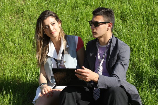 relationship between boyfriend and girlfriend businessmen