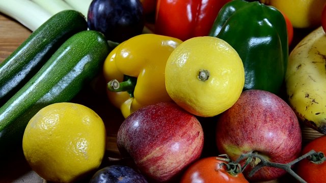 Fr&uuml;chte und Gem&uuml;se
