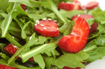 salad with strawberry