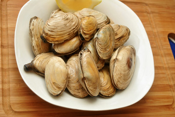 Plate of Raw Steamers
