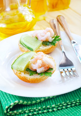 avocado with shrimps