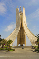 Mémorial aux Martyrs (Makkam Ech-Chahid)-Alger-Algerie © Jokari