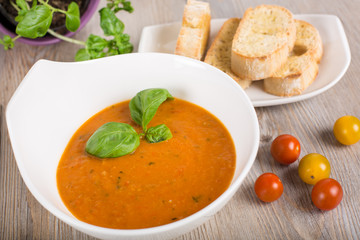 Fresh cream tomato soup